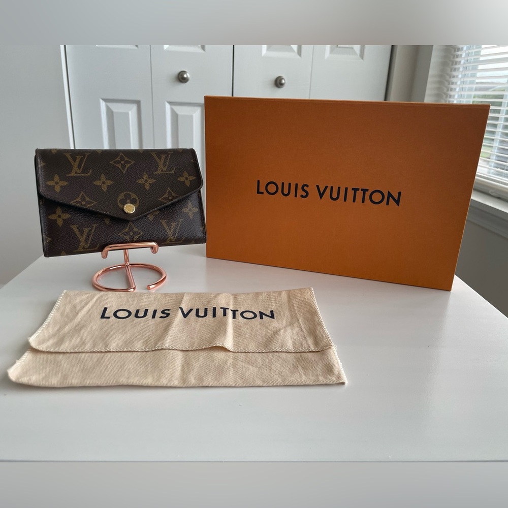 Louis Vuitton Victorine Wallet